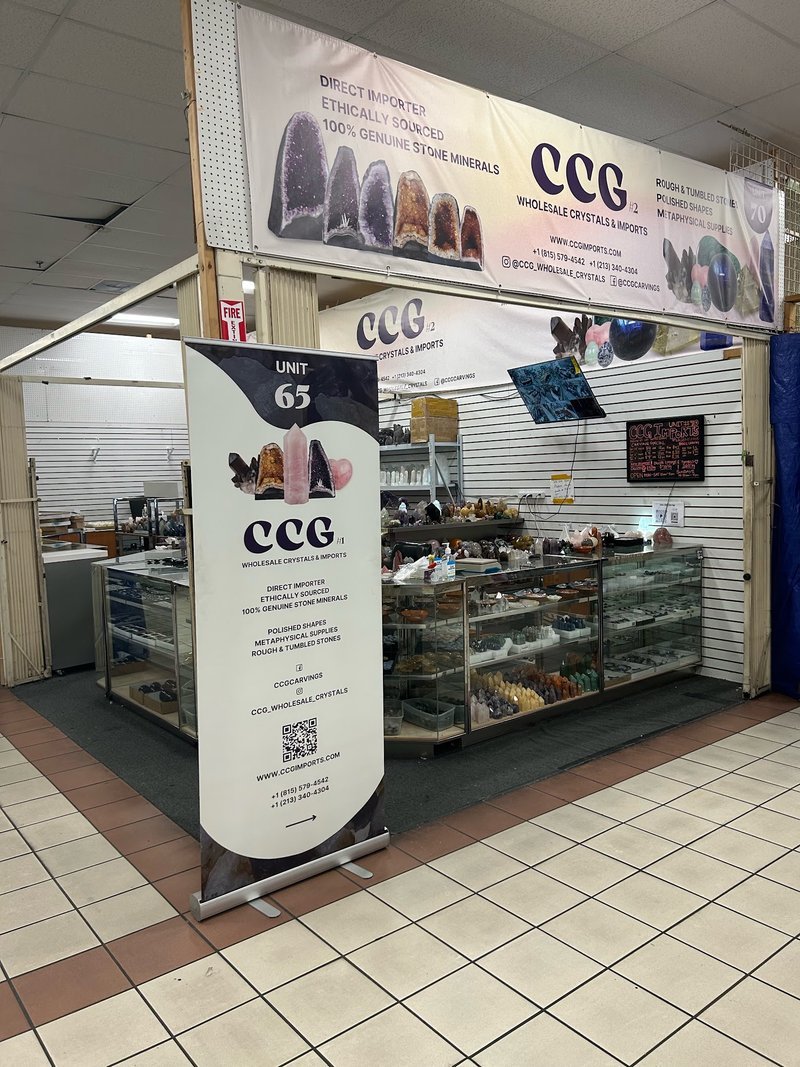 Crystal and mineral display with organized specimens and inventory