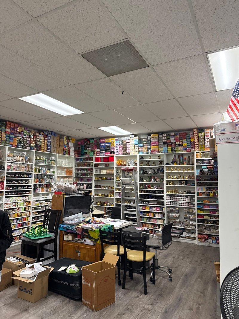 Crystal and mineral display with organized specimens and inventory