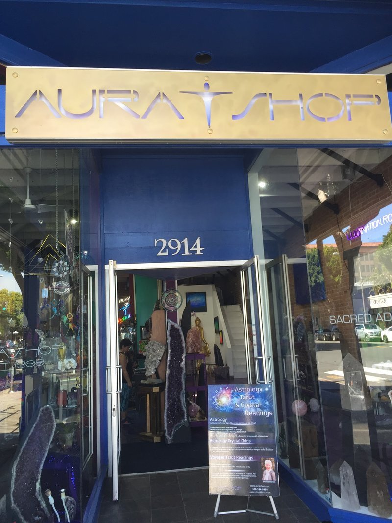 FAE Rocks, Aura Shop - crystals, chakras & metaphysics Metaphysical Store storefront in Santa Monica California