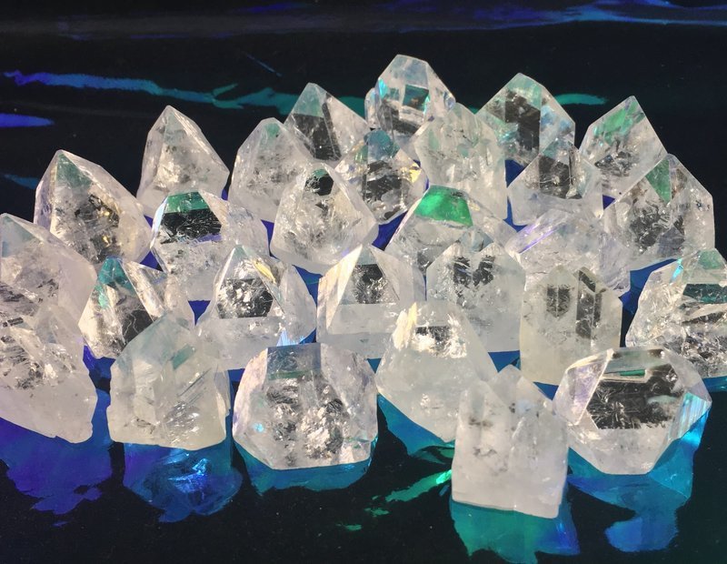 Crystal and mineral display with organized specimens and inventory