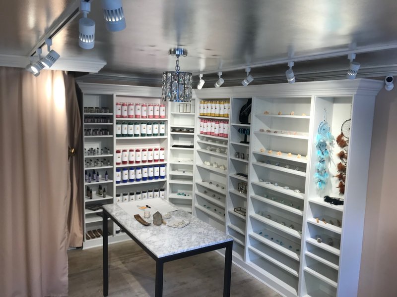 Crystal and mineral display with organized specimens and inventory