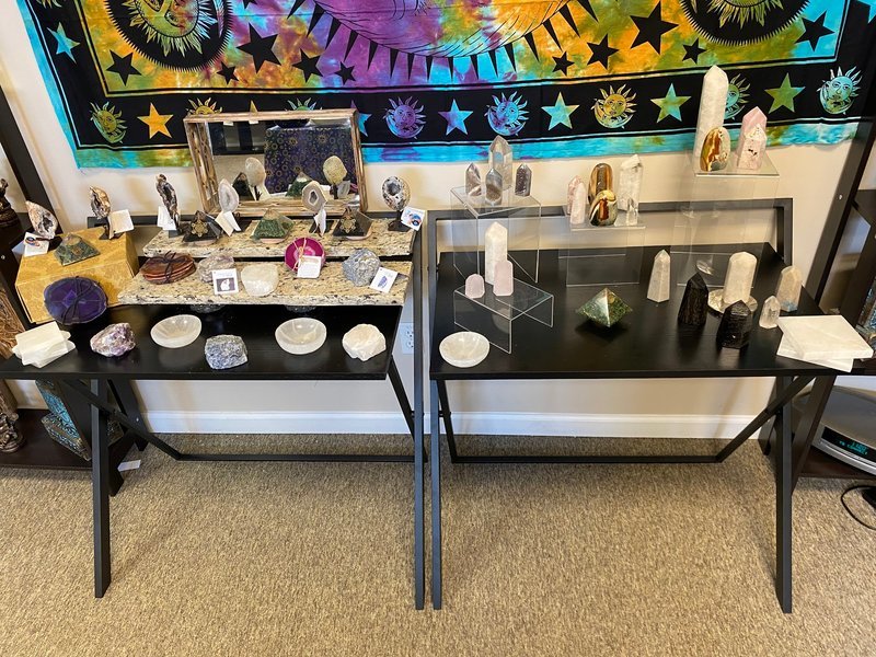 Crystal and mineral display with organized specimens and inventory