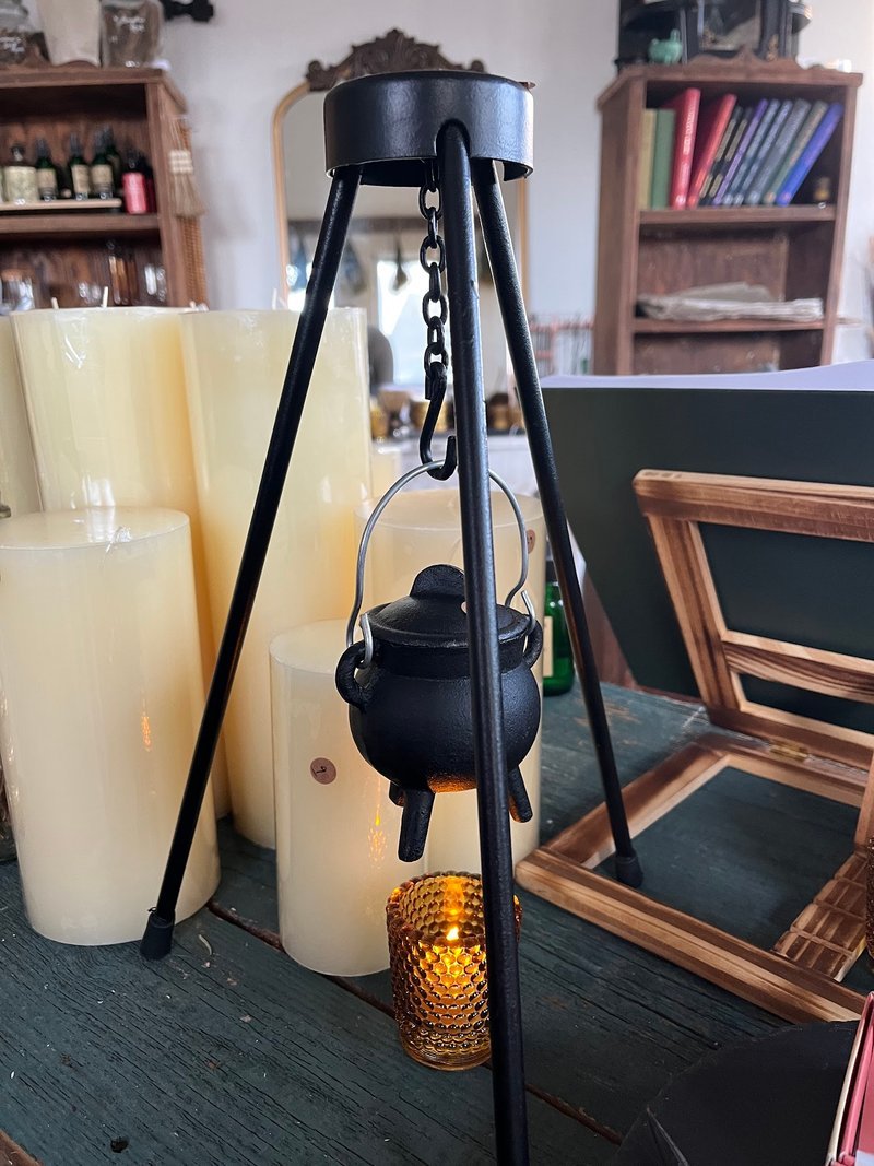 Crystal and mineral specimens including quartz, amethyst, and calcite varieties